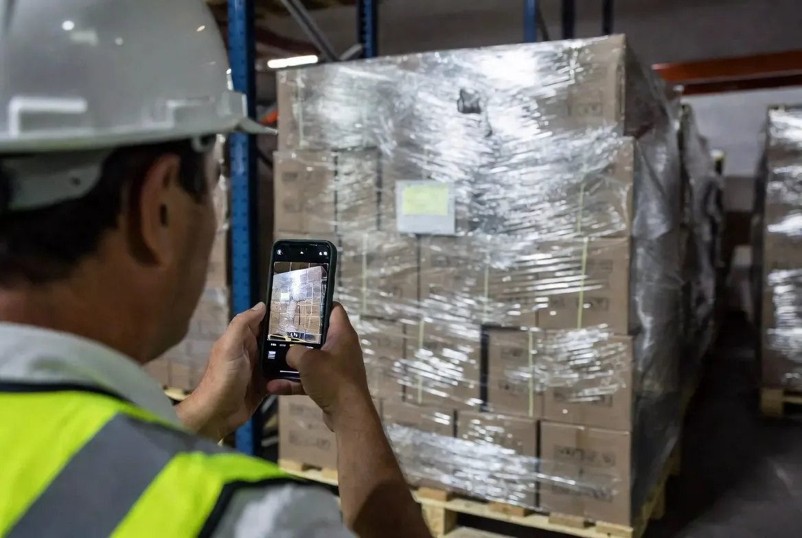 Execute the Warehouse Floor SOPs