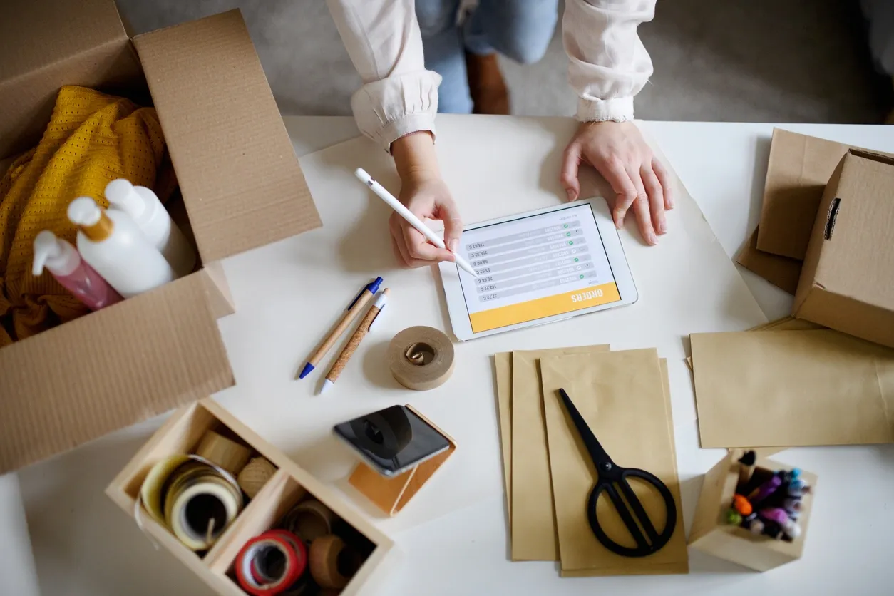 Drafting the written packaging approval standard before mass packing begins