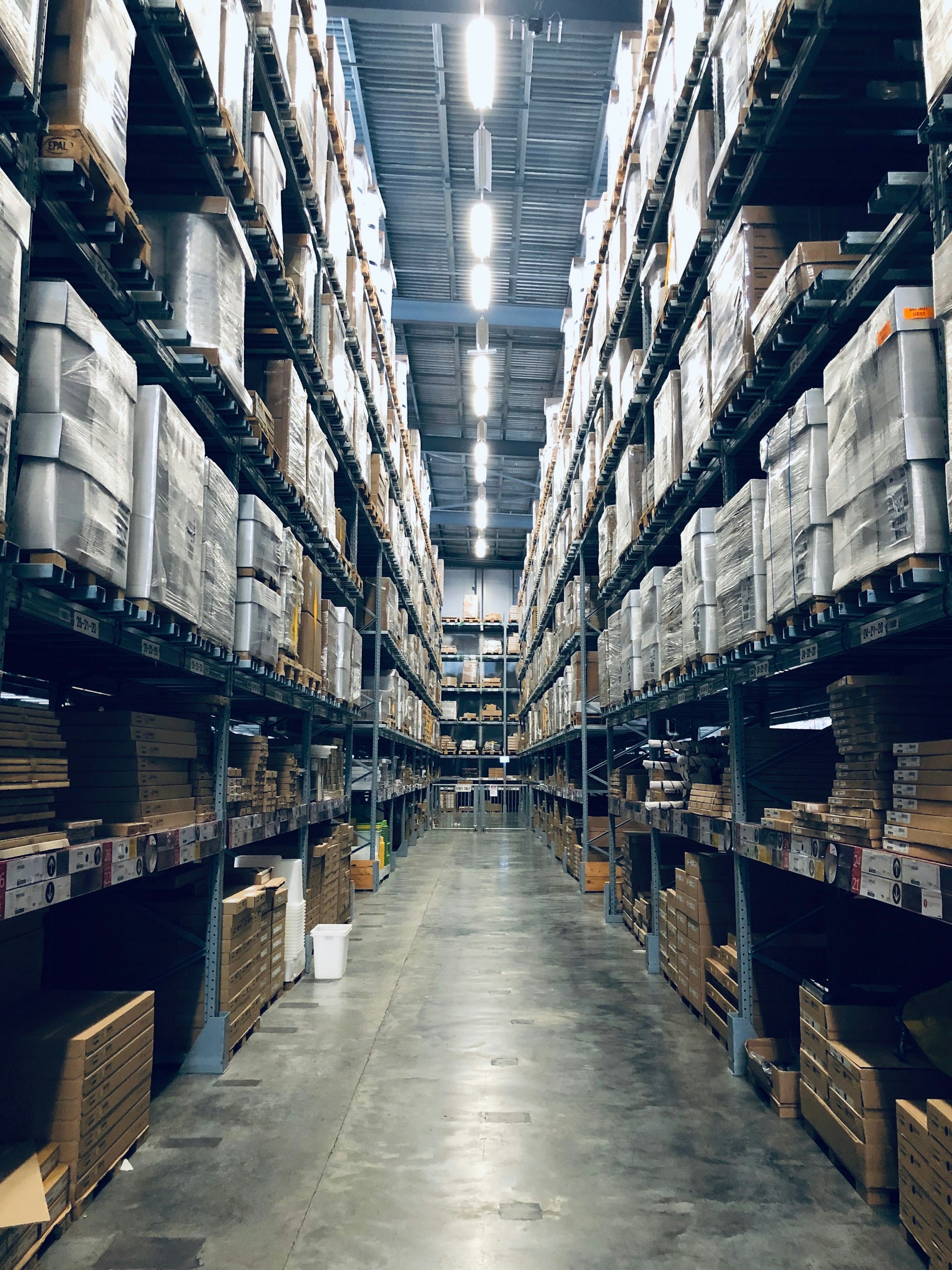 Amazon FBA prep operations at LeelineGroup Shenzhen facility